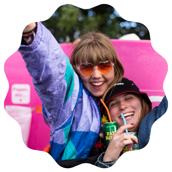 médaillon représentant l'engagement d'happy festy pour les festivalières